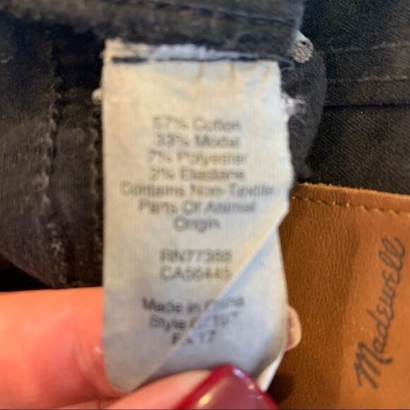 Madewell 9” High Rise Skinny Jeans Black - Picture 3 of 7
